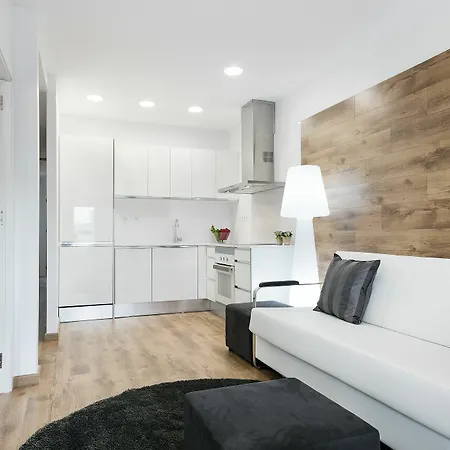 Mar Apartments